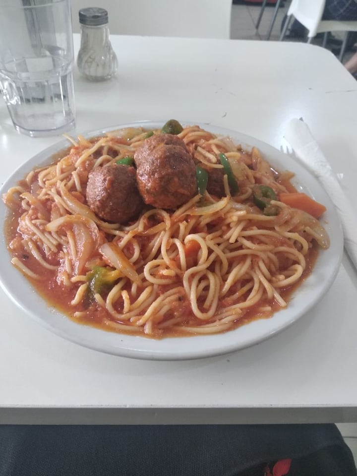 photo of Loving Hut Albóndigas con spaghetti shared by @brenduliiii on  02 Nov 2019 - review