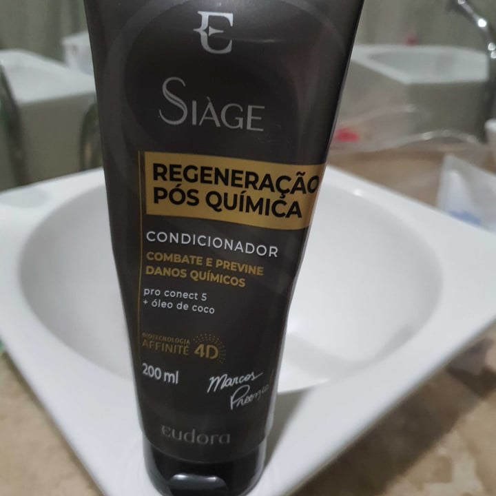 review photo of Eudora condicionador regeneração pós química shared by @soniasantiago on 24 Jun 2022 - review