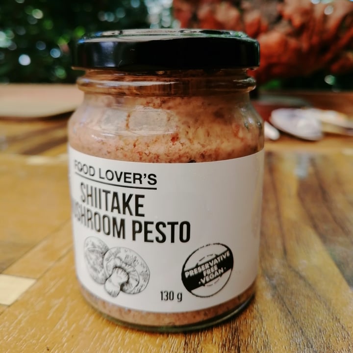 photo of Food Lover’s Market VEGAN PESTO RANGE shared by @ingridgeertsema on  22 Feb 2022 - review