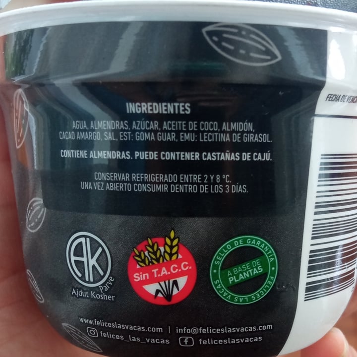 review photo of Felices Las Vacas Postrecito de Chocolate shared by @mikamaiden on 04 Apr 2021 - review