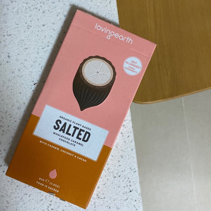 review photo of lovingearth Salted Caramel Chocolate shared by @hedgeshogs on 06 Feb 2021 - review