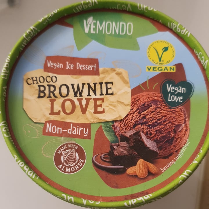 photo of Vemondo  Gelato Chocolate Brownies shared by @giulia86 on  10 Oct 2022 - review