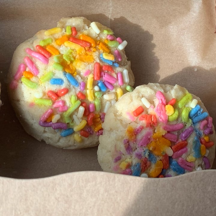 photo of Rainbow Bakery Sprinkle Sugar Cookies shared by @uplandspeaksanctuary on  29 May 2022 - review