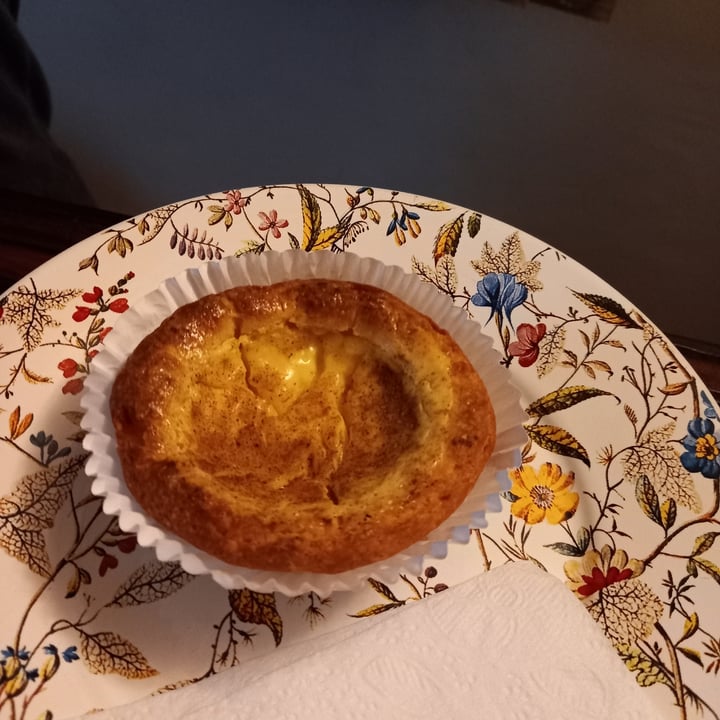 photo of Amarama Vegan Pastel de belem shared by @danimarques on  27 Aug 2022 - review