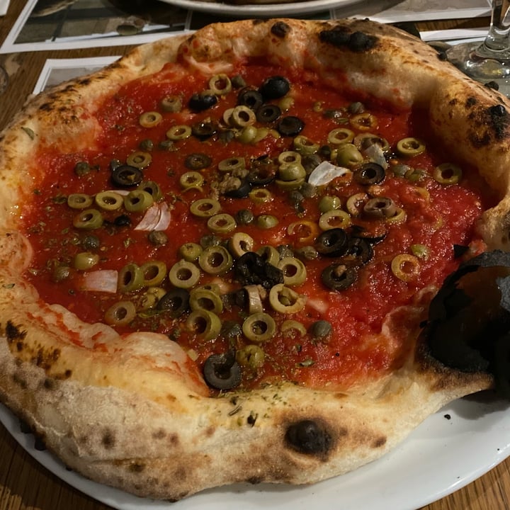 review photo of Mąka i Woda Pizza Catania shared by @rossafeltra on 15 Apr 2022 - review