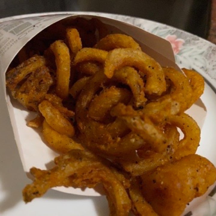 review photo of Jack in the Box Seasoned Curly Fries shared by @devchang on 22 May 2020 - review