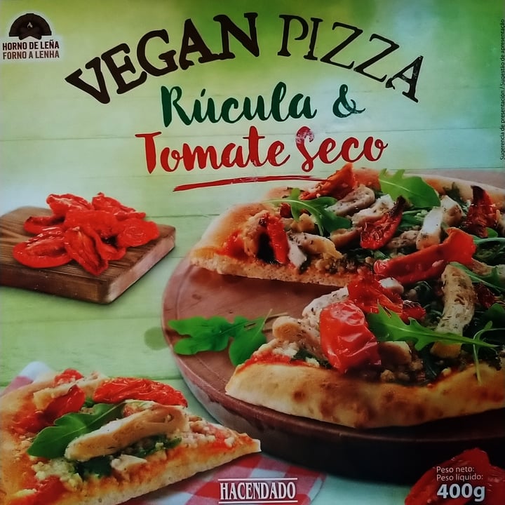 photo of Hacendado Vegan Pizza Rúcula & Tomate Seco shared by @veg-ana on  04 Jul 2021 - review