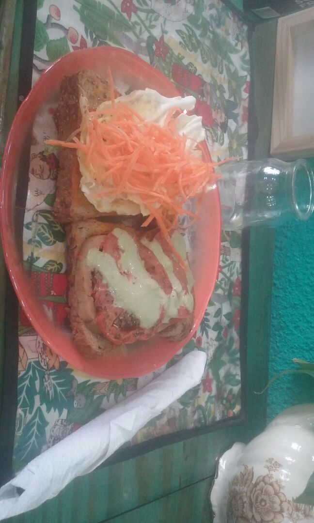 review photo of Y la Vaca Chocha Sándwich de matambre shared by @biolumicente on 20 Aug 2019 - review