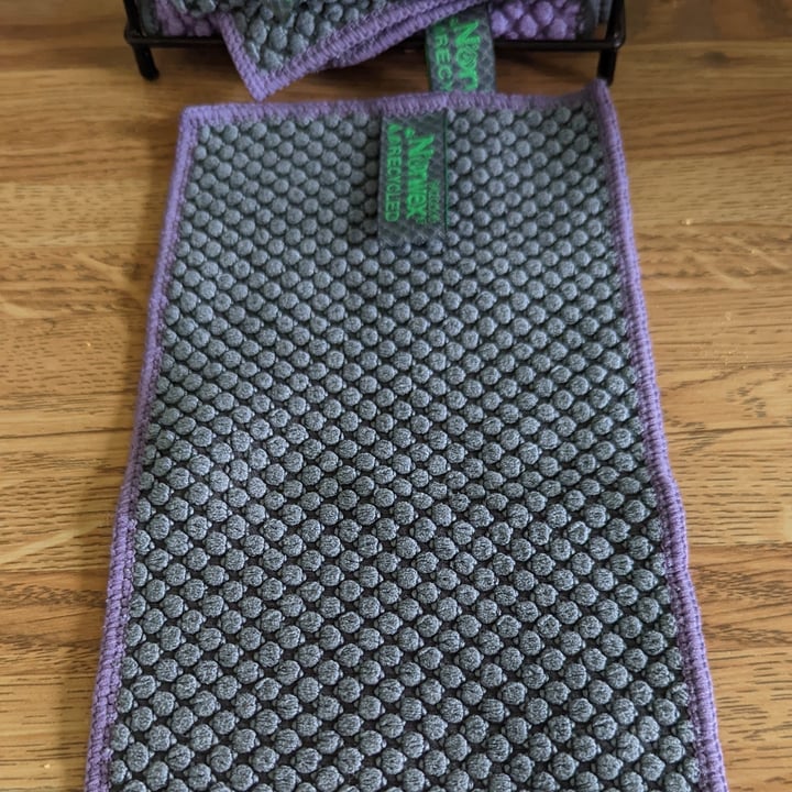 review photo of Norwex Norwex Counter Cloths shared by @kaleymeister on 31 May 2022 - review