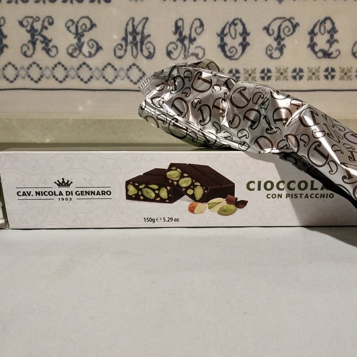 photo of CAV. Nicola di Gennaro Cioccolato Con Pistacchio shared by @benedetta88 on  28 Jan 2022 - review