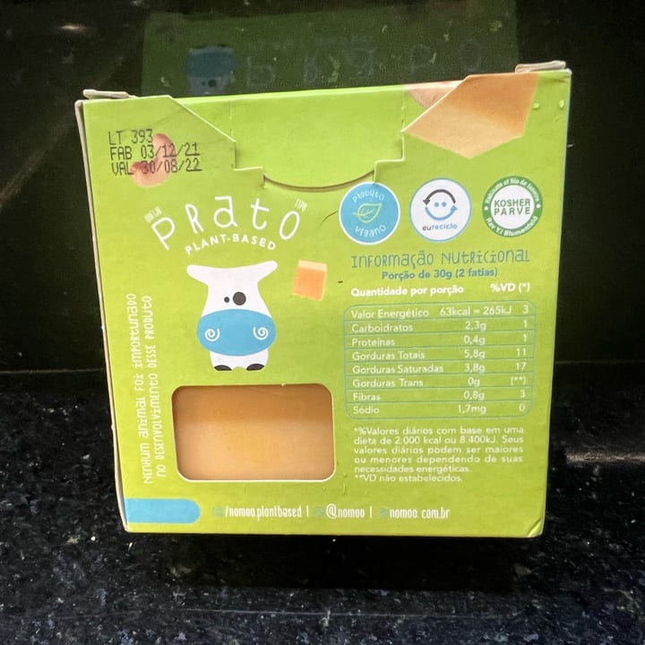 photo of NOMOO Plant-Based Brasil Queijo Prato shared by @marianalyra on  14 Jul 2022 - review