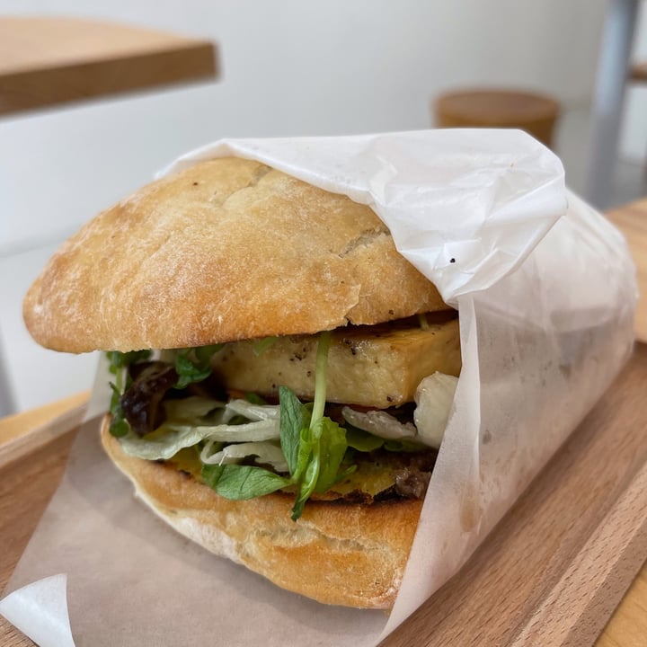 photo of Lilac Oak Mushroom Tofu Ciabatta shared by @mehmehrene on  20 Mar 2022 - review