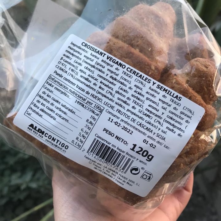review photo of El Horno de Aldi Croissant cereales y semillas shared by @antoniamaria on 27 Jan 2022 - review