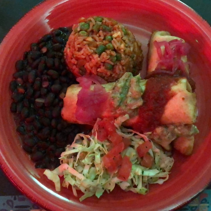 photo of Maria Bonita - Comida Mexicana Refritos Vegano shared by @zoelonghi on  13 Dec 2021 - review