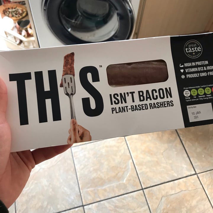 review photo of THIS This isn't Bacon Plant-Based Rashers shared by @michelept on 24 Dec 2020 - review