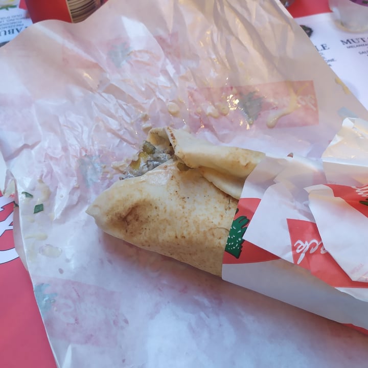 photo of Beirut Snack Piadina extra falafel shared by @eugeniavincenti on  15 Jun 2022 - review