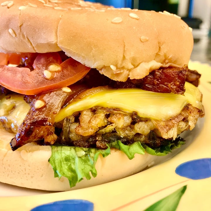 photo of Off The Griddle Bacon Cheeseburger shared by @pdxveg on  21 Jul 2020 - review