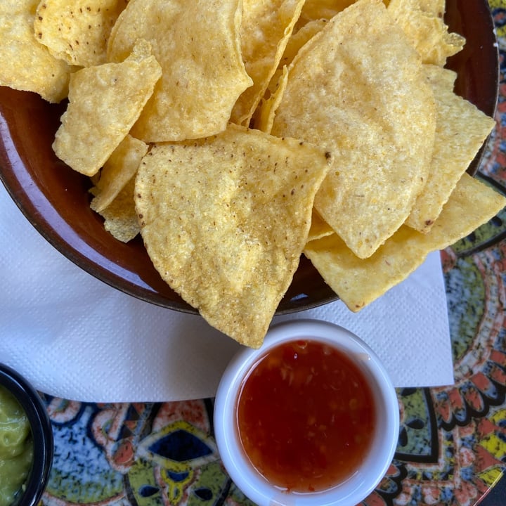 photo of Seventh Mexican Restaurant nachos con salse shared by @federego77 on  03 Jun 2022 - review