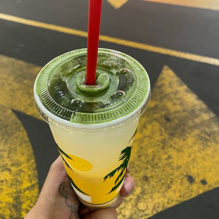 photo of Vim N' Vigor Health and Fitness Mint Smoothie shared by @sebiboi on  15 May 2020 - review