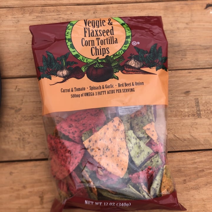 photo of Trader Joe's Veggie & Flaxseed Corn Tortilla Chips shared by @rilesmurph on  15 May 2021 - review
