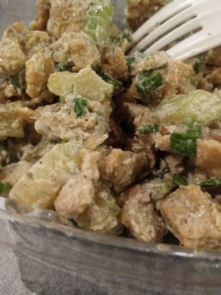photo of Honest Weight Food Coop Cafe Mock Chicken Salad shared by @sexyrandal on  06 Aug 2019 - review