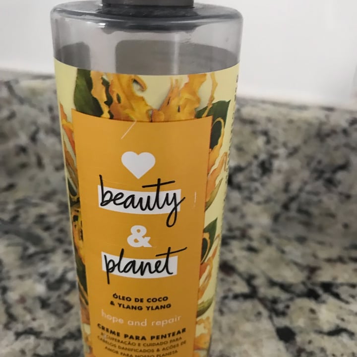 review photo of Love Beauty and Planet Creme para pentear shared by @luanasilvy on 17 May 2022 - review