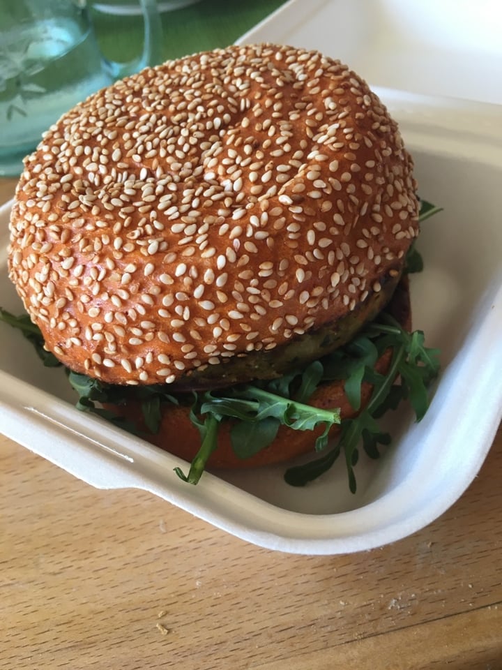 review photo of Smoke it easy e.U. Herbert Lehner Vegan BBQ-Burger shared by @sophie3 on 13 Apr 2020 - review