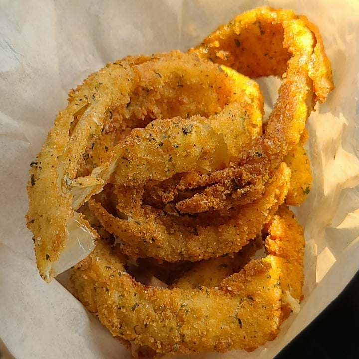 photo of E Burger Onion rings shared by @agreene428 on  28 May 2020 - review