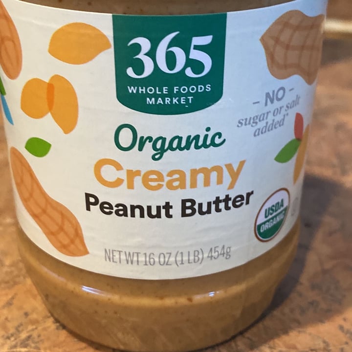 photo of 365 Whole Foods Market Organic Creamy Peanut butter shared by @nathlena19 on  22 Jan 2022 - review