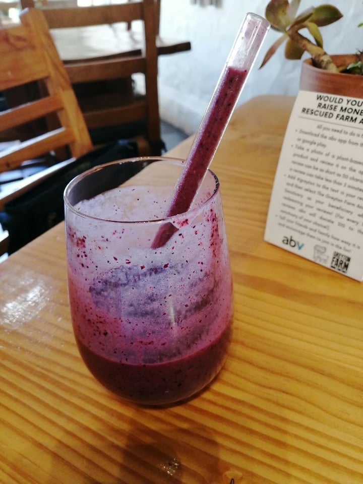 photo of Pure Café Berry smoothie shared by @as04 on  02 Apr 2020 - review