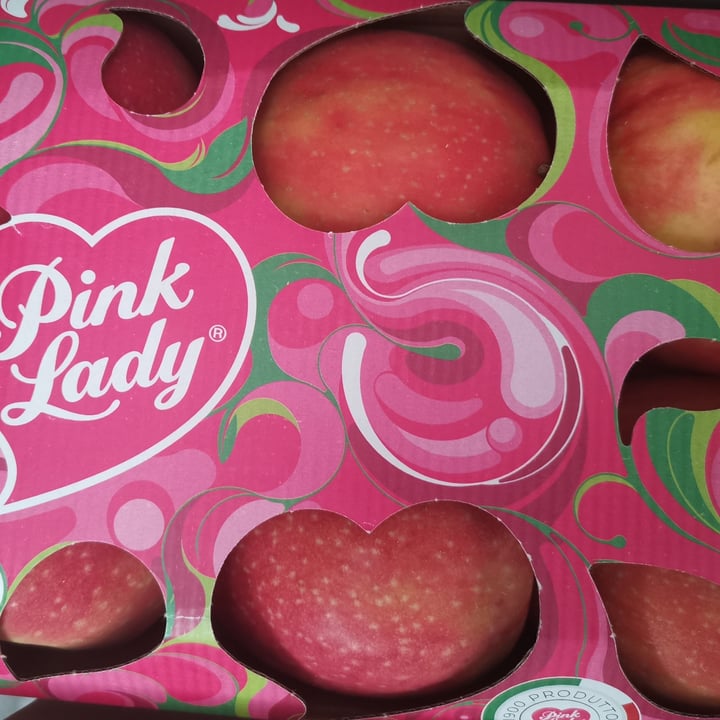 photo of Pink lady Pink Lady Apples shared by @ele25cf on  11 Mar 2022 - review