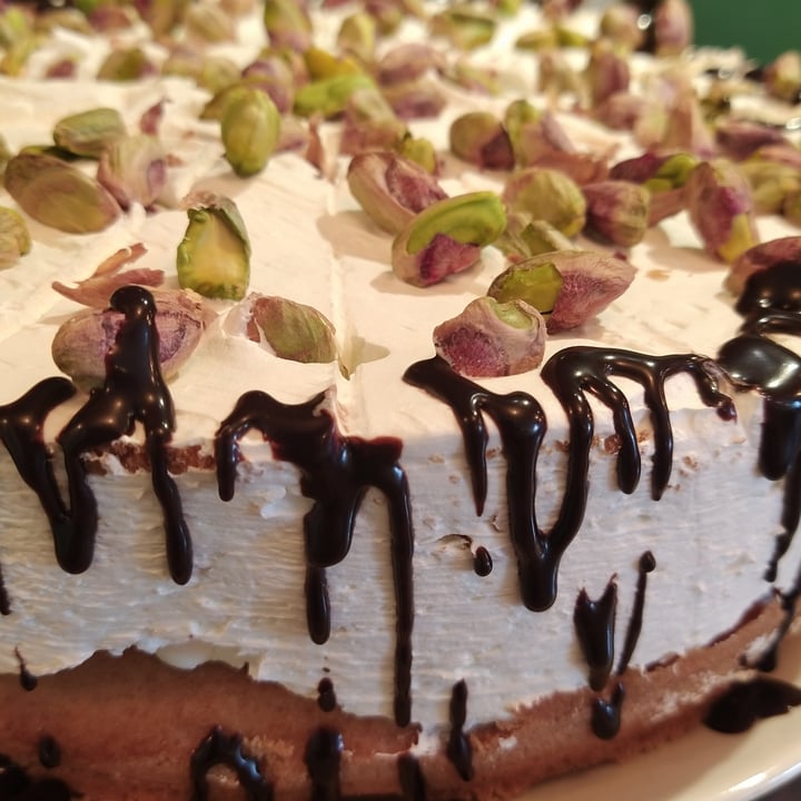 photo of Viva Chapata Tarta de pistachos y vainilla shared by @silvanie on  13 May 2021 - review