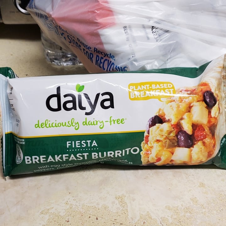 photo of Daiya Fiesta Breakfast Burrito shared by @oswaldogomez on  14 Jan 2022 - review