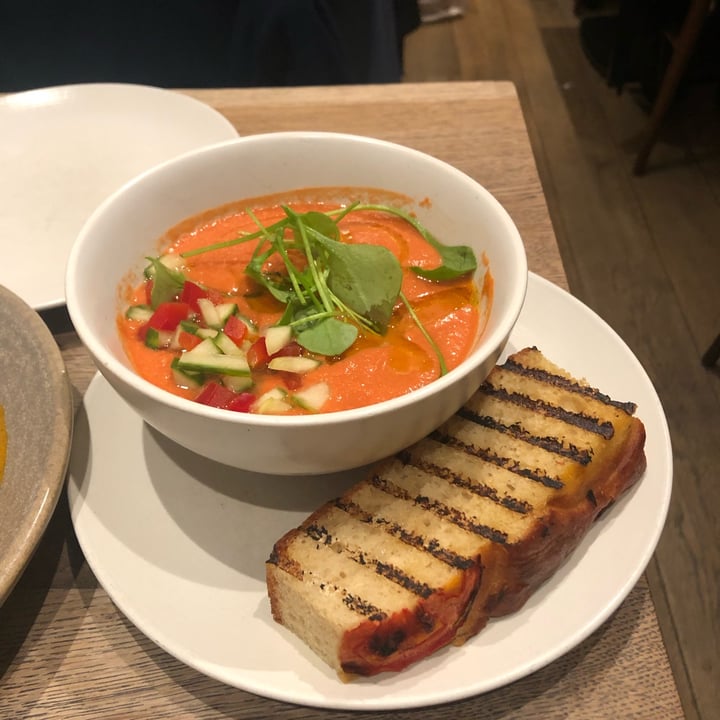 review photo of Farmacy chilled gazpacho soup shared by @lupo on 01 Nov 2022 - review