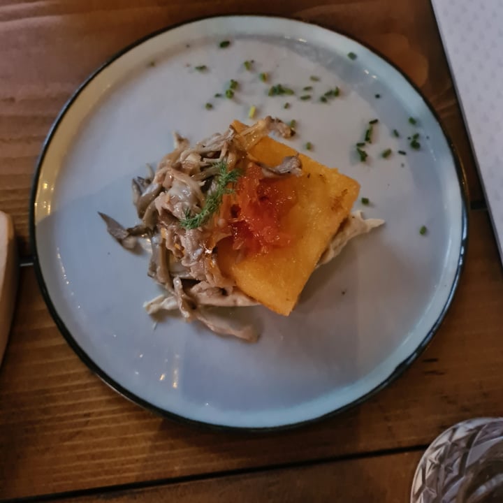 photo of Mr. & Mrs. Watson crispy polenta shared by @libbymw on  22 Sep 2022 - review