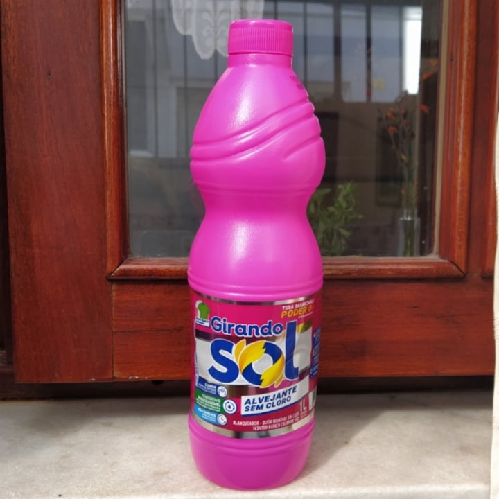 review photo of Girando Sol Alvejante sem cloro shared by @meguinha on 10 May 2022 - review