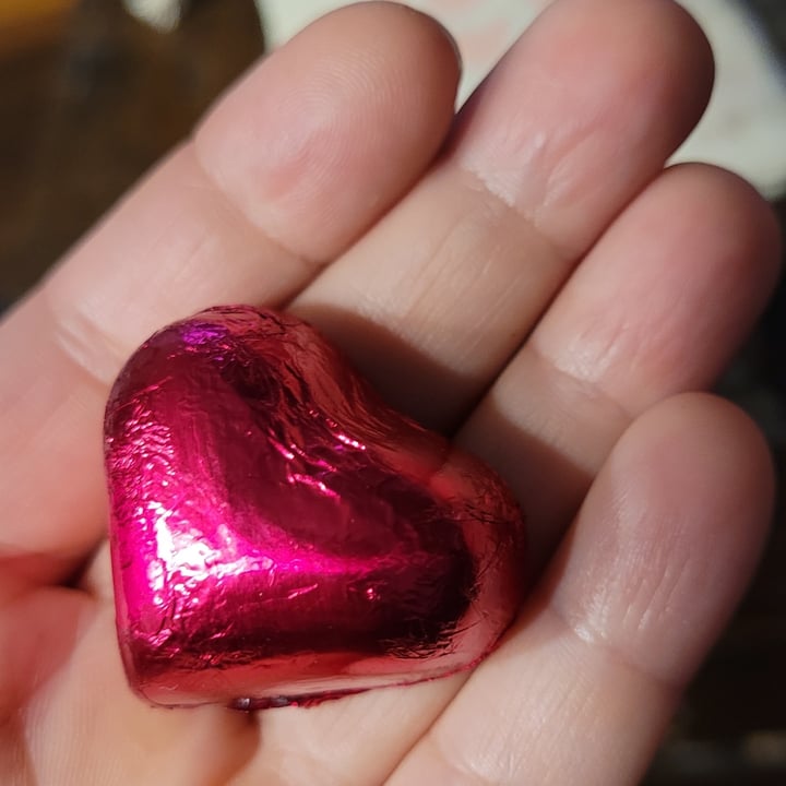photo of Sjaak’s Organic Chocolates Cherry Dark Chocolate Heart shared by @laurelolson88 on  30 Jan 2022 - review