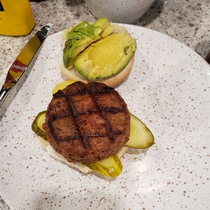 photo of Beyond Meat Beyond Burger Plant-Based Patties shared by @jianson on  27 Jun 2021 - review