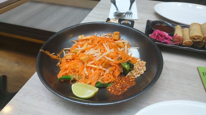photo of Bangkok Jam Pad Thai with vegetables shared by @hollya113 on  25 Jan 2020 - review