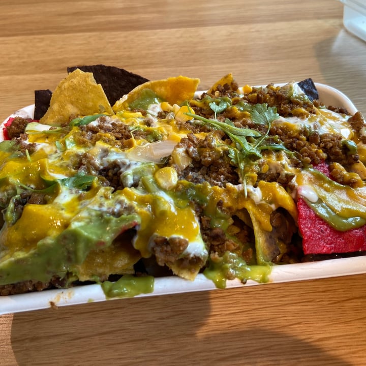 review photo of Jajaja Plantas Mexicana Nachos shared by @-zee on 14 Jul 2021 - review