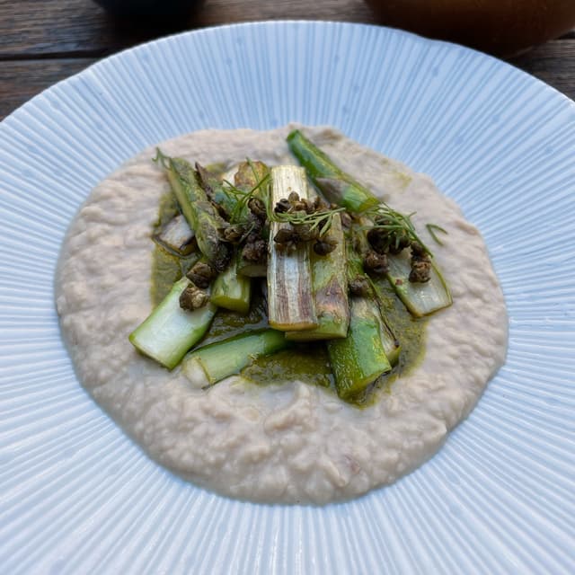 Photo of the dish “English Aspragus & Butterbean Puree”