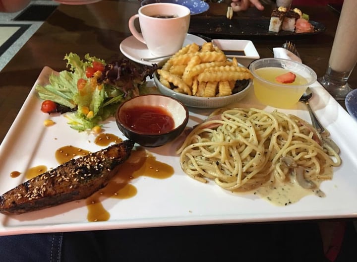 review photo of Herbivore Western Cream Spaghetti Set shared by @celineyeow on 10 Oct 2019 - review