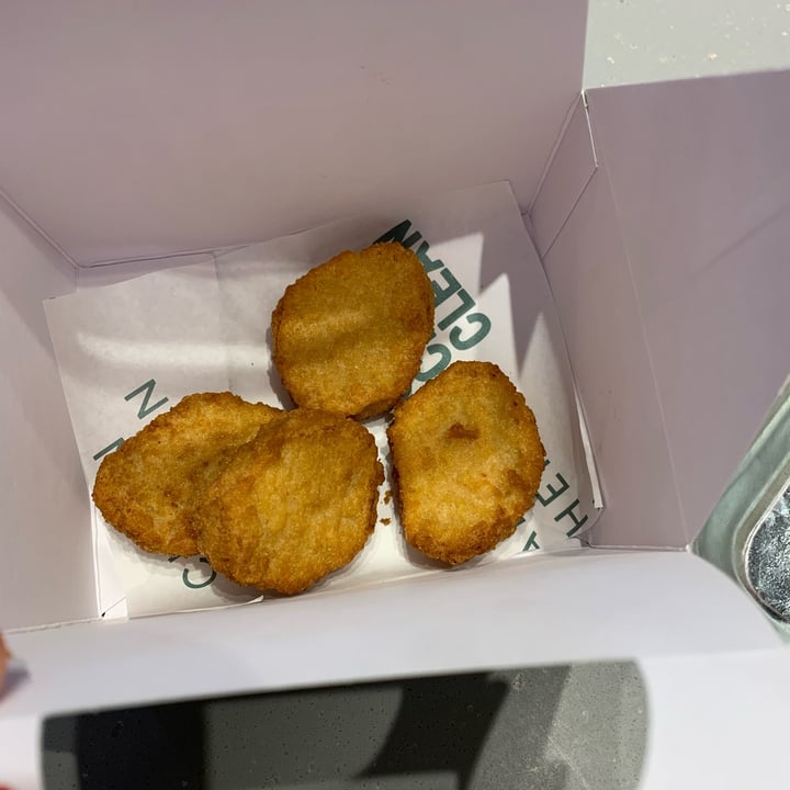 photo of Clean Kitchen Battersea Power Station Chicken nuggets shared by @cieffe18 on  27 Nov 2022 - review