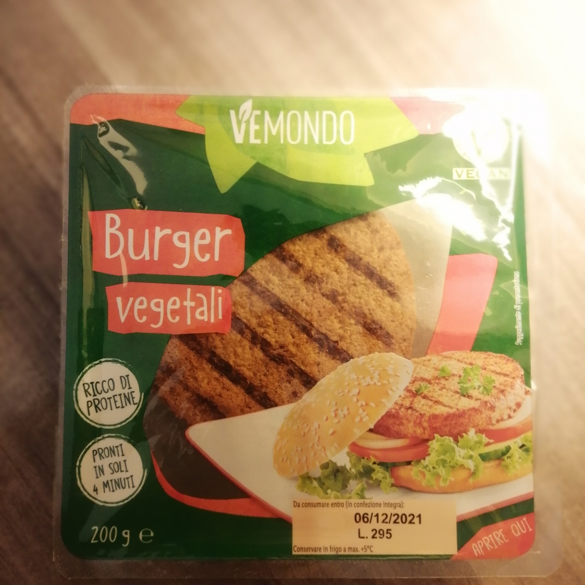 Burger vegetali from Vemondo - Vegan Product Reviews & Ratings | abillion