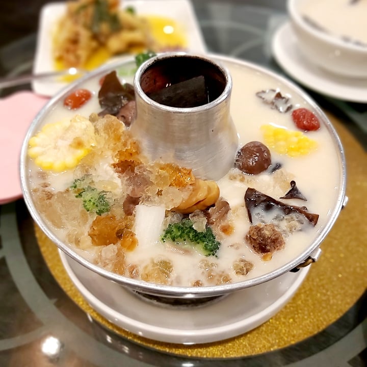 photo of New Fut Kai Vegetarian Restaurant Miso soya milk hotpot shared by @herbimetal on  20 Apr 2021 - review