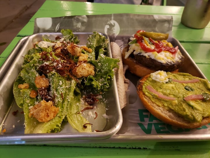 review photo of Fat Vegan Combo Hamburguesa Pancho Vegan shared by @zagadigala on 19 Jan 2020 - review