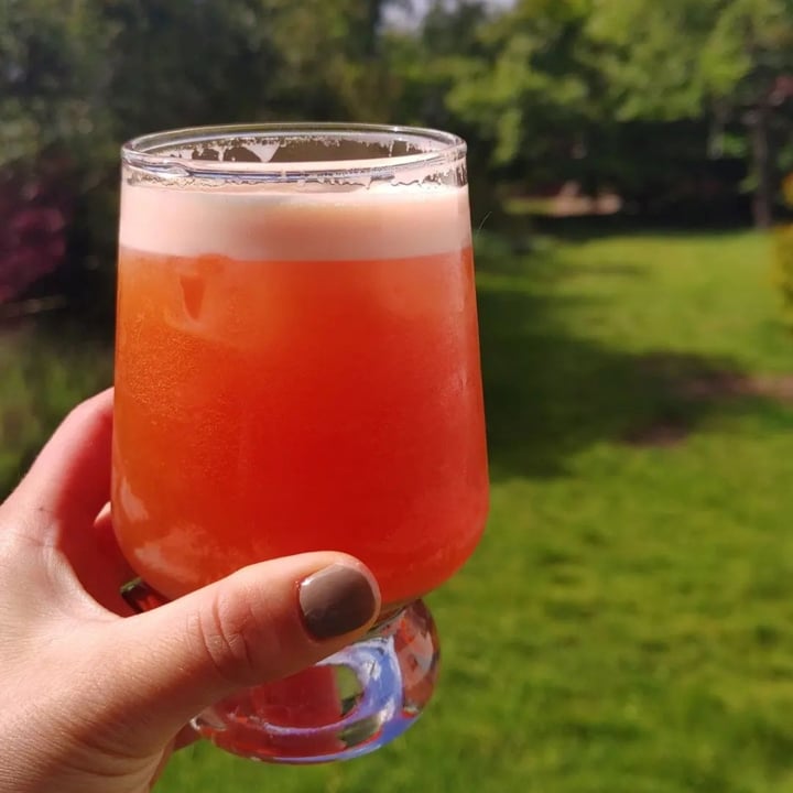 review photo of Arbonne Fizz sticks pomegranate For Energy shared by @broccolizzo on 07 Sep 2022 - review