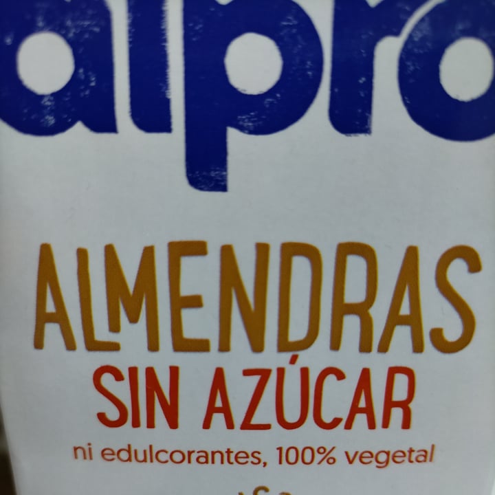 photo of Alpro Leche de Almendras Sin Azúcar ni Edulcorantes shared by @aquiles on  20 Sep 2020 - review