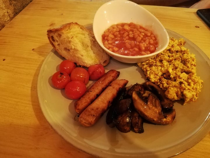 photo of CactusCat Bar English breakfast shared by @nrabaneda on  17 Jul 2019 - review