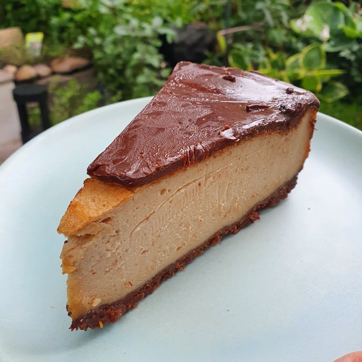 photo of Deli Erdnuss Cheesecake shared by @jany666 on  08 Jul 2021 - review